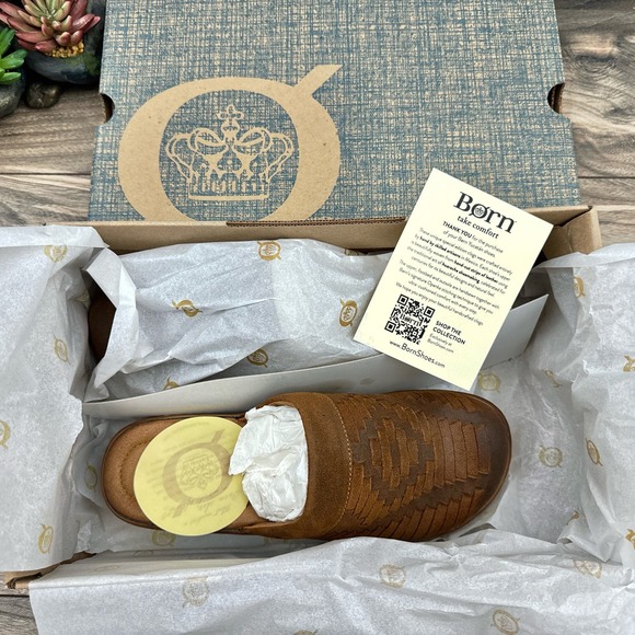 NIB Born Yucatan 8M 39 Brown Distressed Suede Huarache Woven Slip On Clogs Mules - Picture 10 of 11